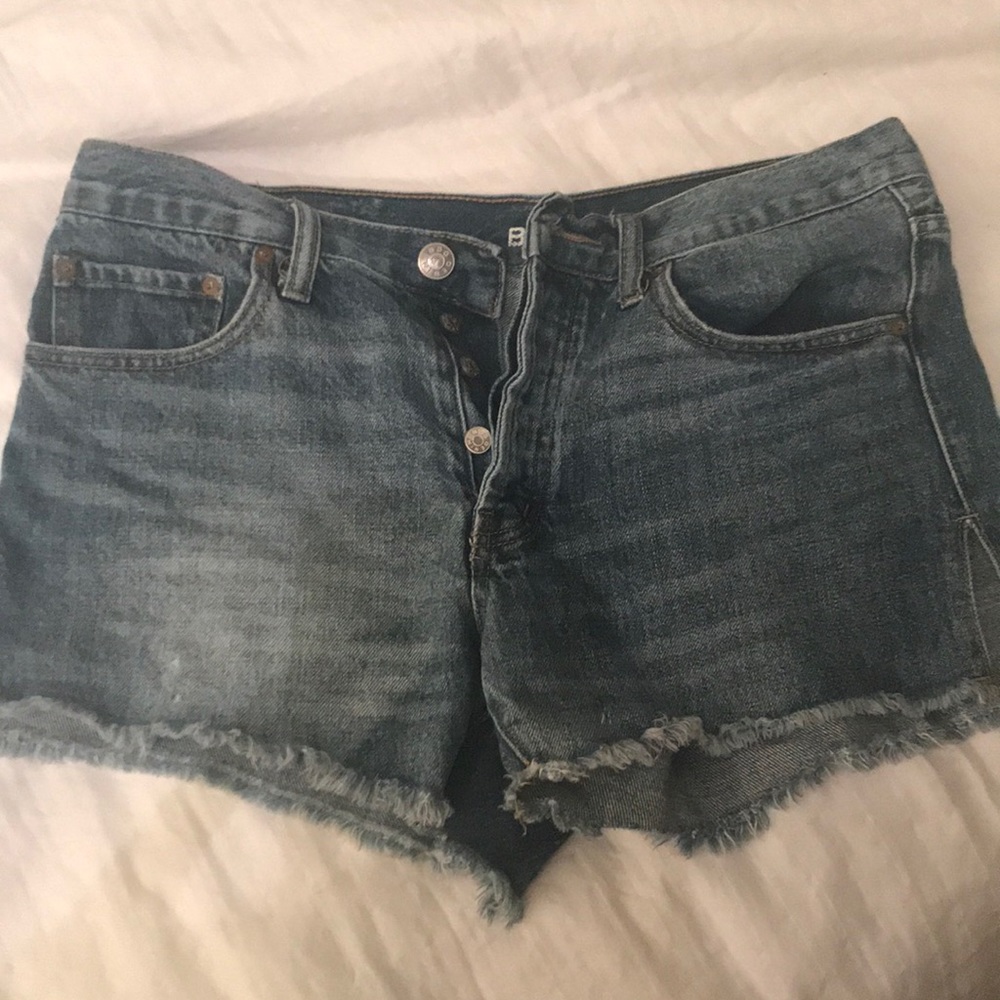 Mid rise denim shorts (urban outfitters)